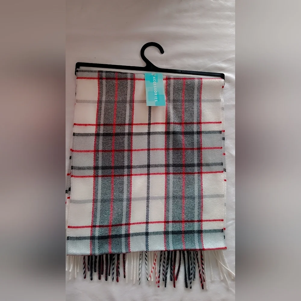 NWT UNISEX Plaid Fringe Winter Scarf - Cream, Grey, Red & Black